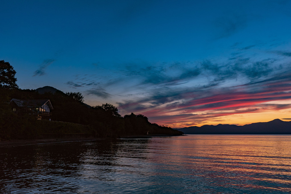 支笏湖の夕景