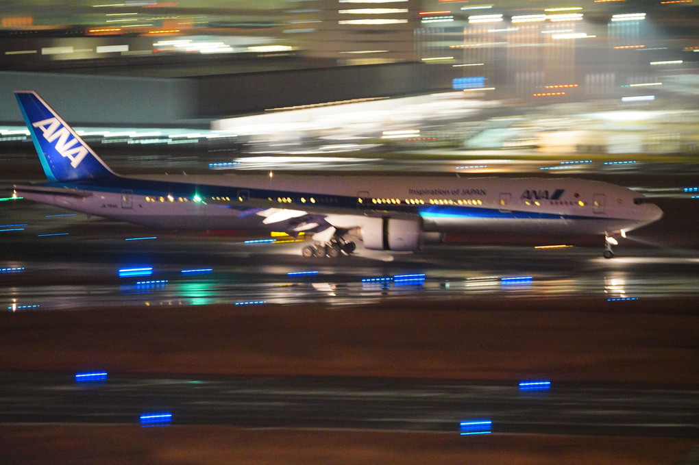 羽田空港流し撮り練習