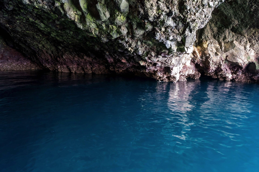 矢越海岸と青の洞窟