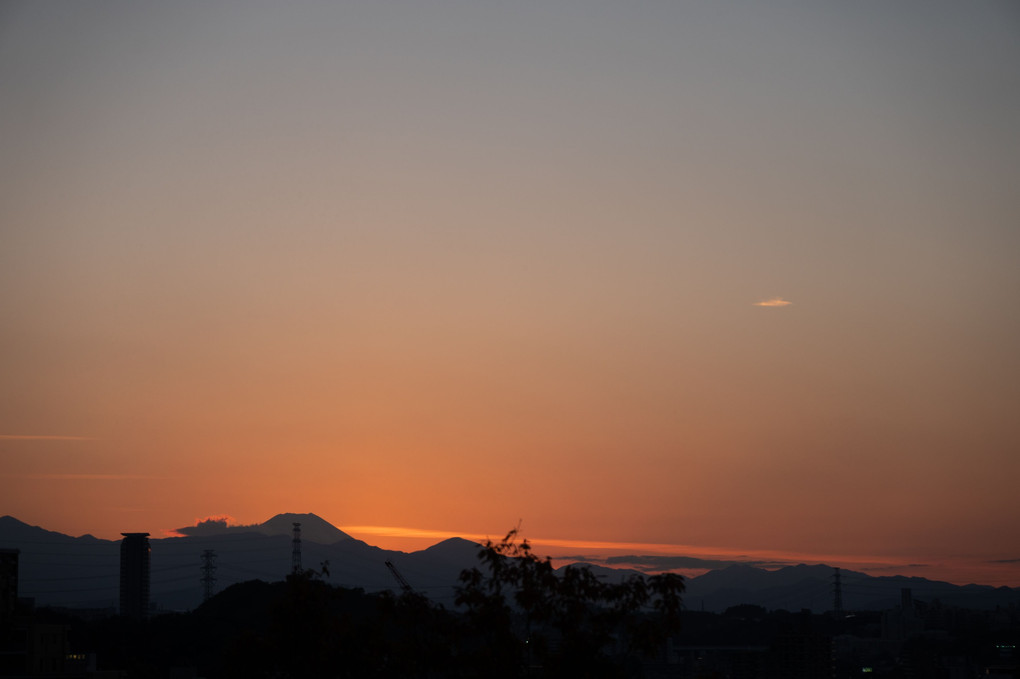 夕焼けと富士山