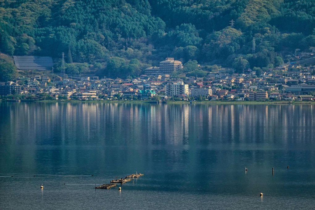 諏訪湖の朝