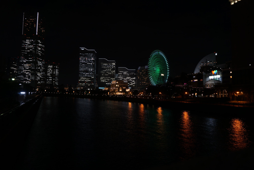 横浜の夜。