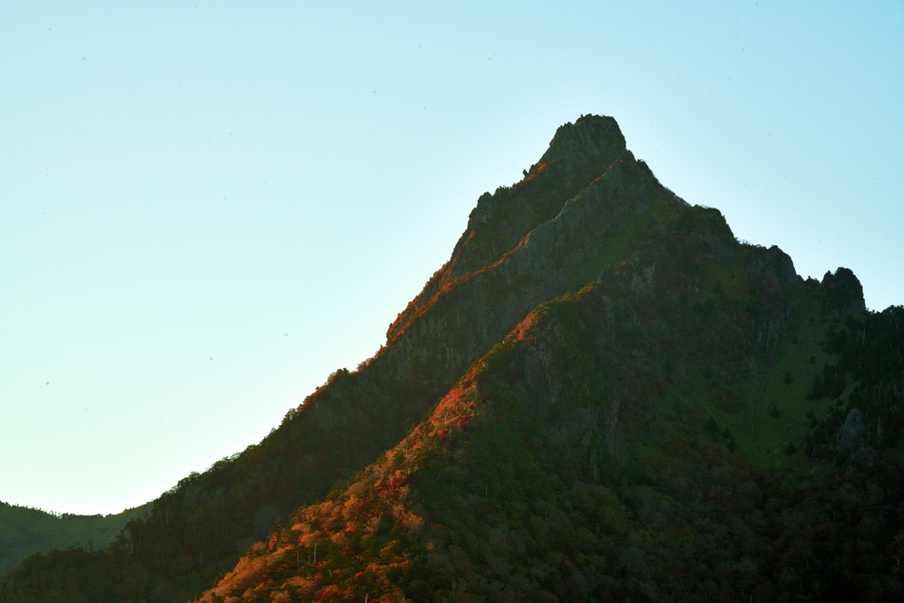 夕焼けの霊山