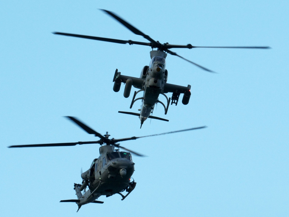 AH-1ZとUH-1Y