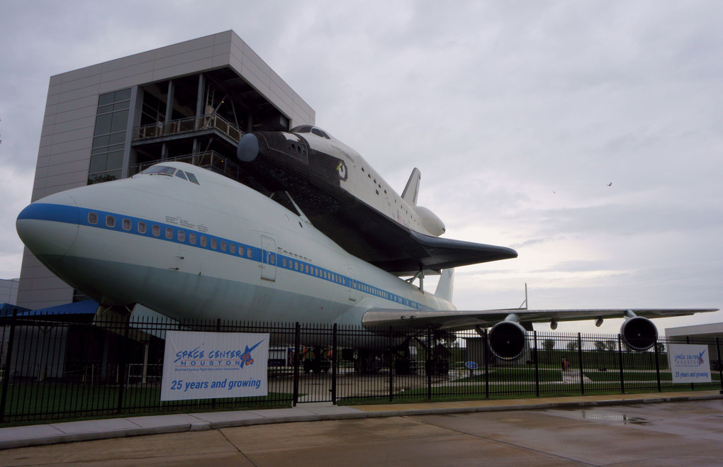 Space Shuttle Independence @JSC (Houston)