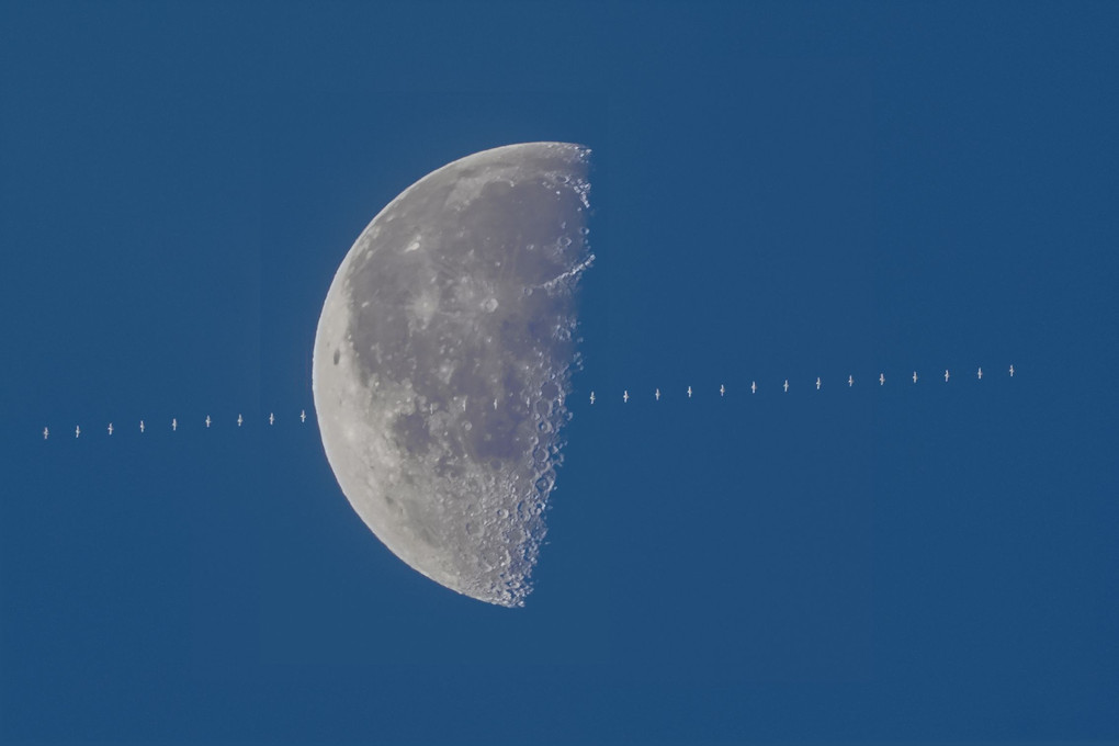 ISSの月面通過コンポジット