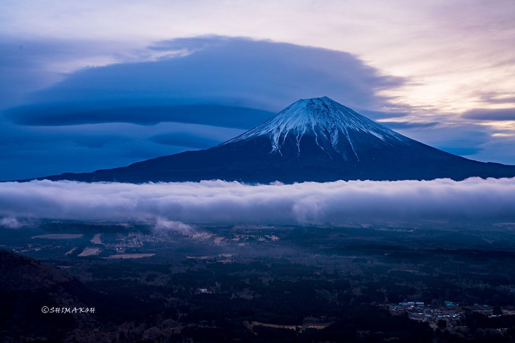 富士山の日のつるし雲