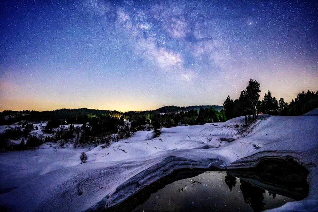 残雪の棚田❄️ × 天の川🌌