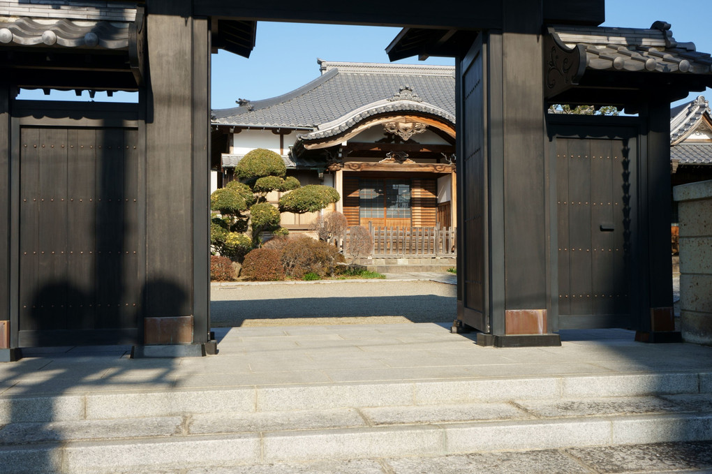 お寺の門