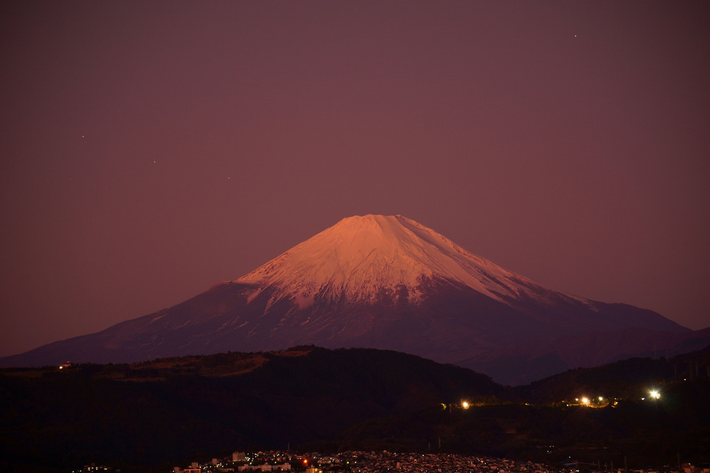 秋色に染まる富士の山