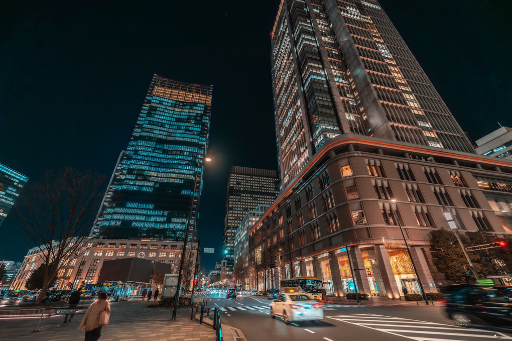 -夜景-東京駅前の日常