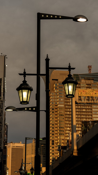 街灯の灯り