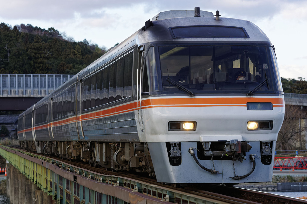 紀勢本線 多気駅付近で