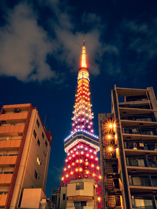 1月限定色の東京タワー【Golden Tower】
