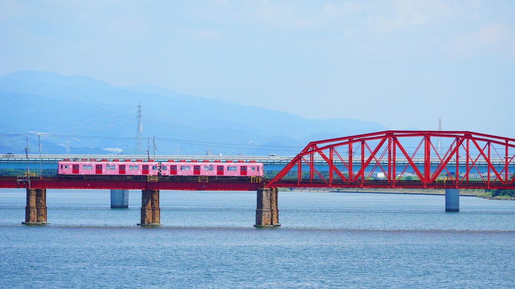 夏の鉄橋