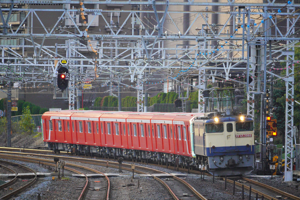 赤い地下鉄　甲種輸送　(東京メトロ丸ノ内線)