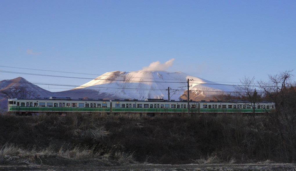 初代長野色“しなの鉄道”