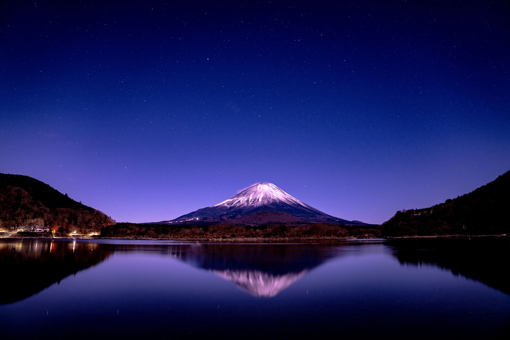 真夜中の二つの富士山