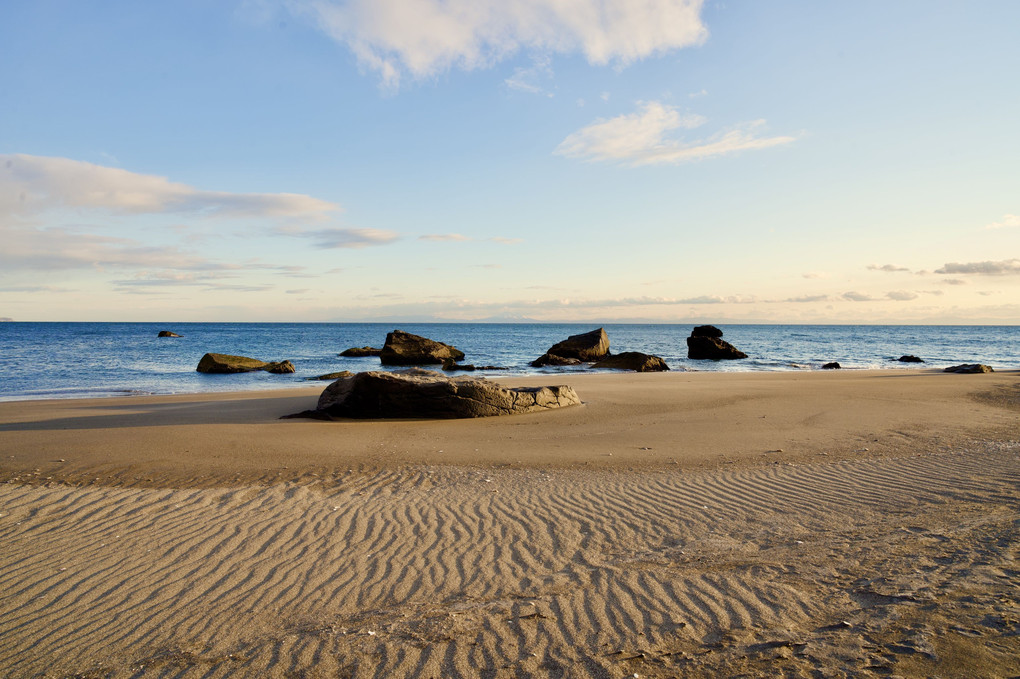 アルトリ岬　恋人海岸に風が作る砂の波