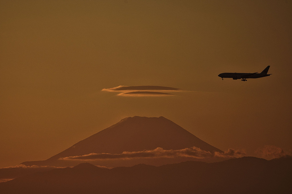 富士山の夕暮れ