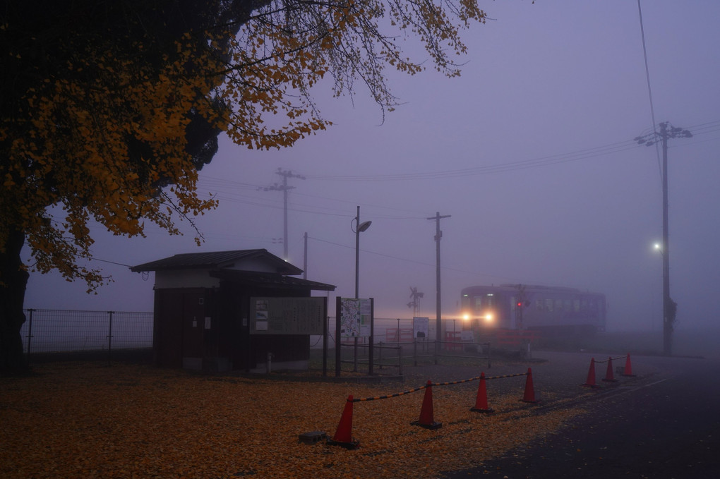 早朝の北条鉄道