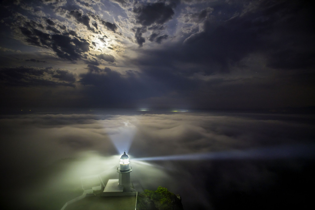 海霧の夜