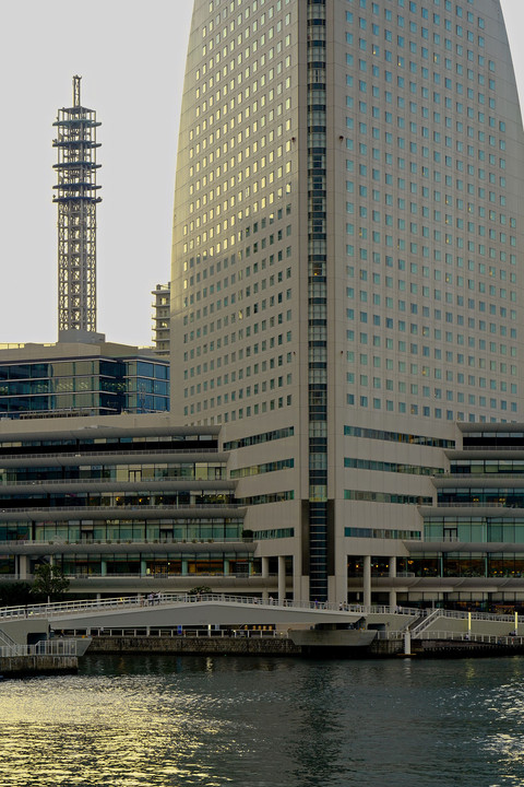 インターコンチネンタルホテルとメディアタワー