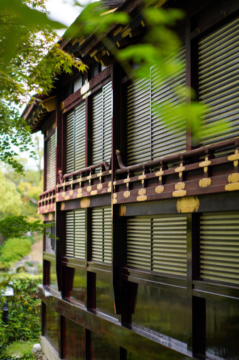 秋はまだ。船屋形。