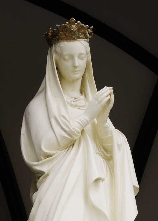 長崎　大浦天主堂のマリア像