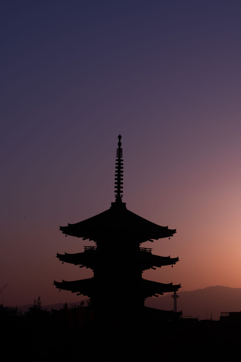 京の夕焼け（八坂の塔）2