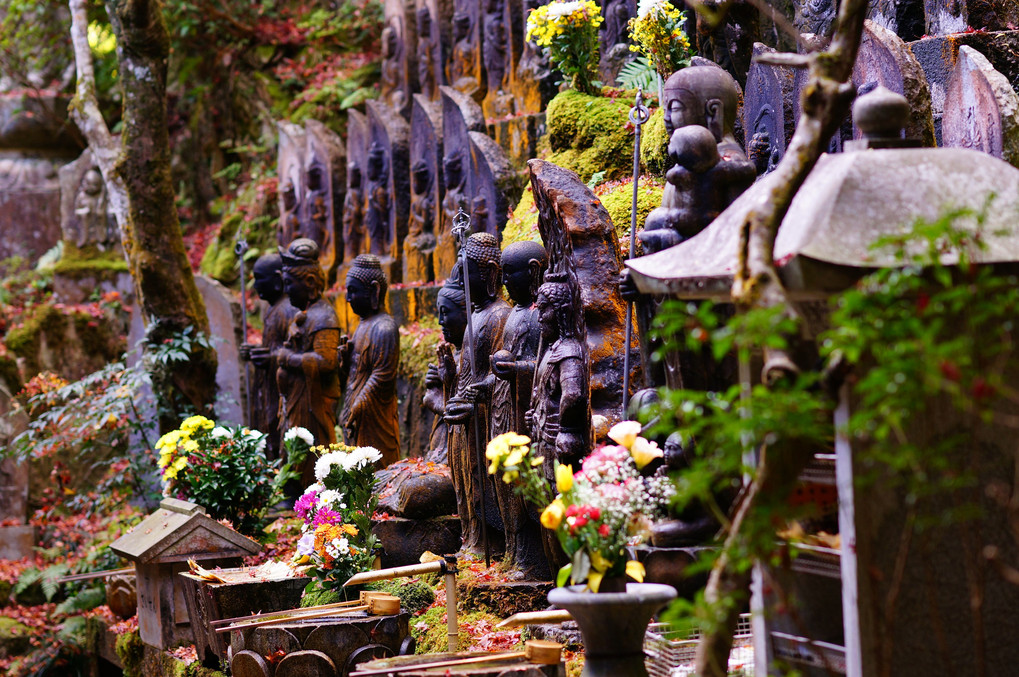 三滝寺の石仏