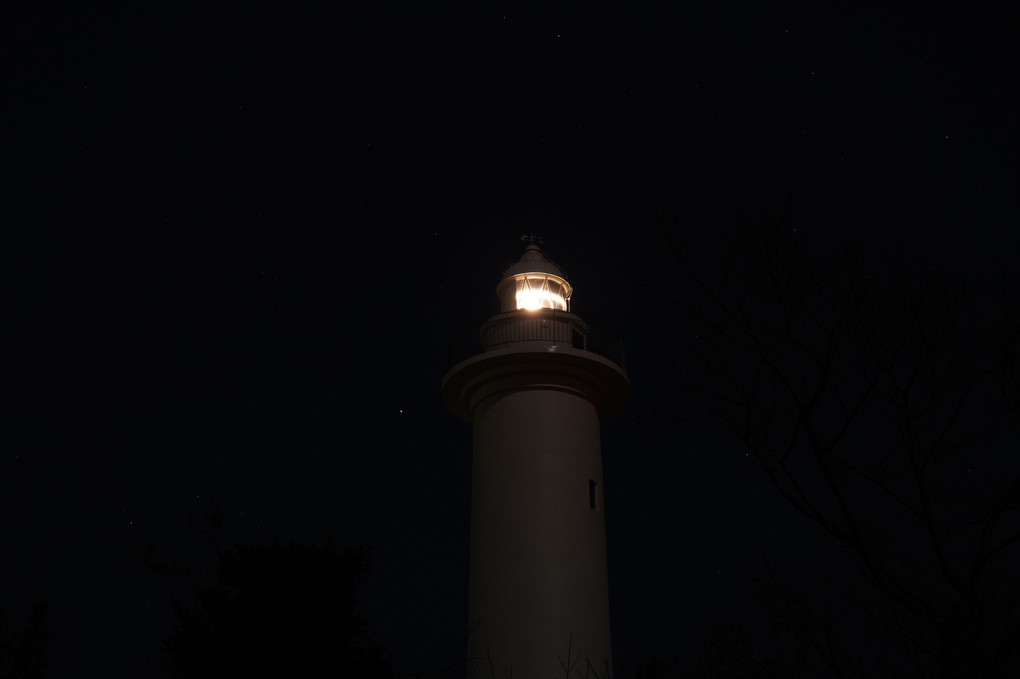 月夜の鹿嶋灯台