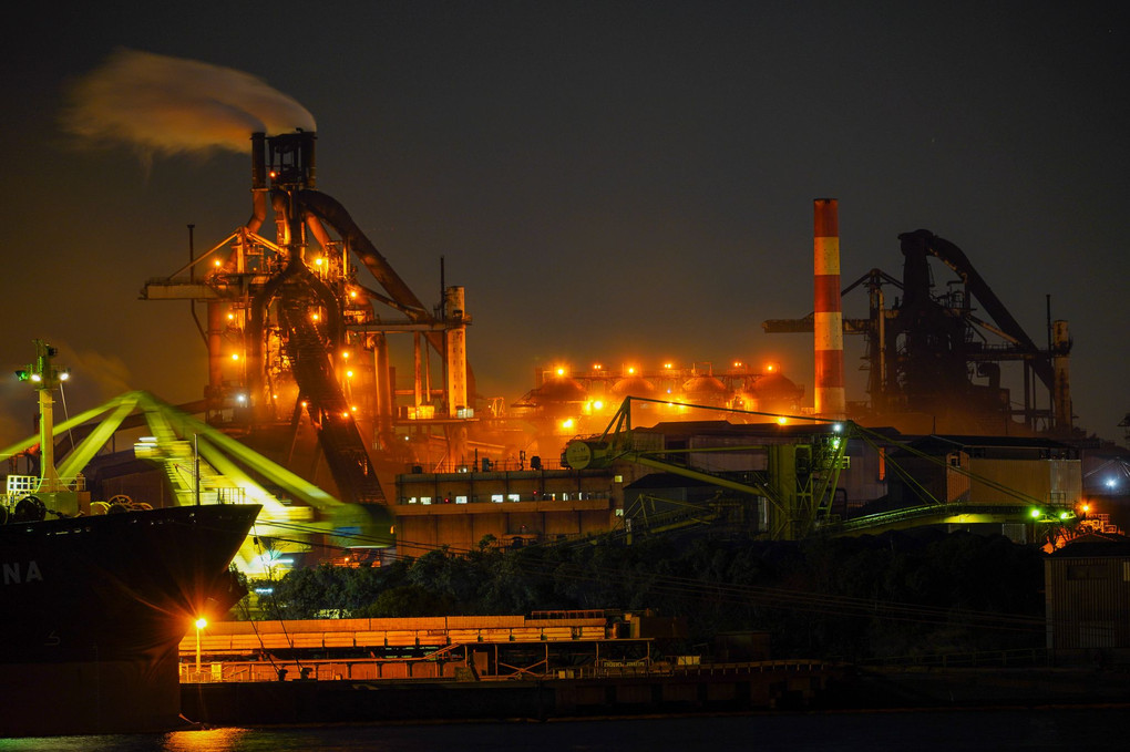 製鉄所の工場夜景