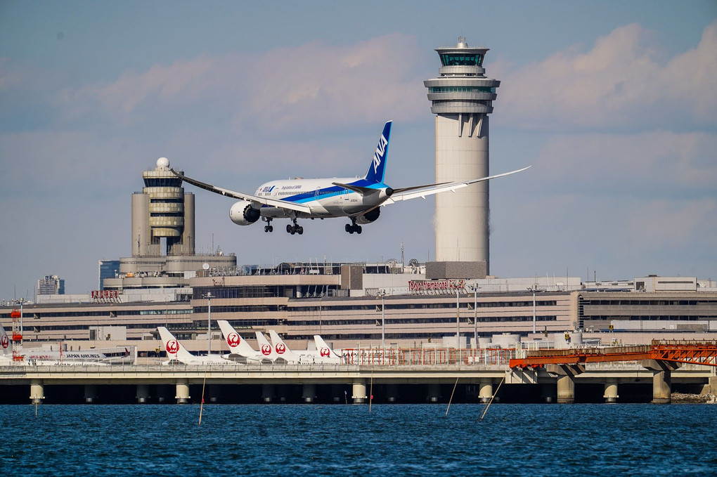 緊張の着陸準備