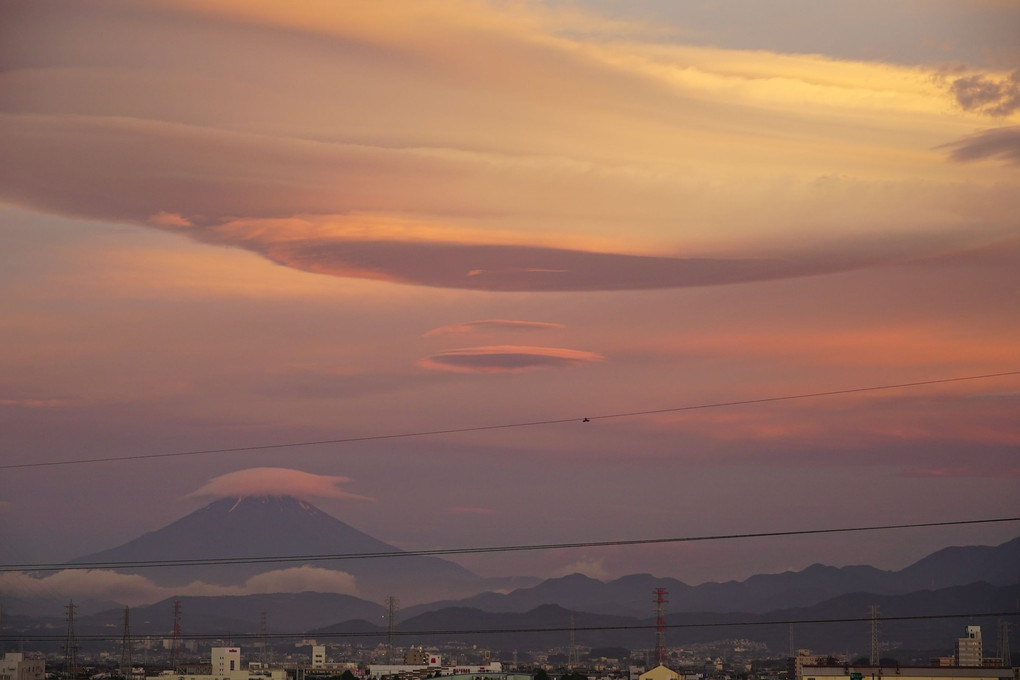 高層住宅から見える笠富士