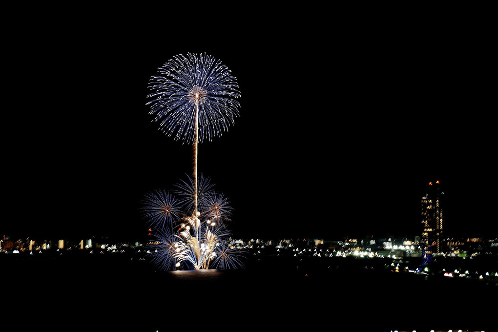 「新年カウントダウン花火」