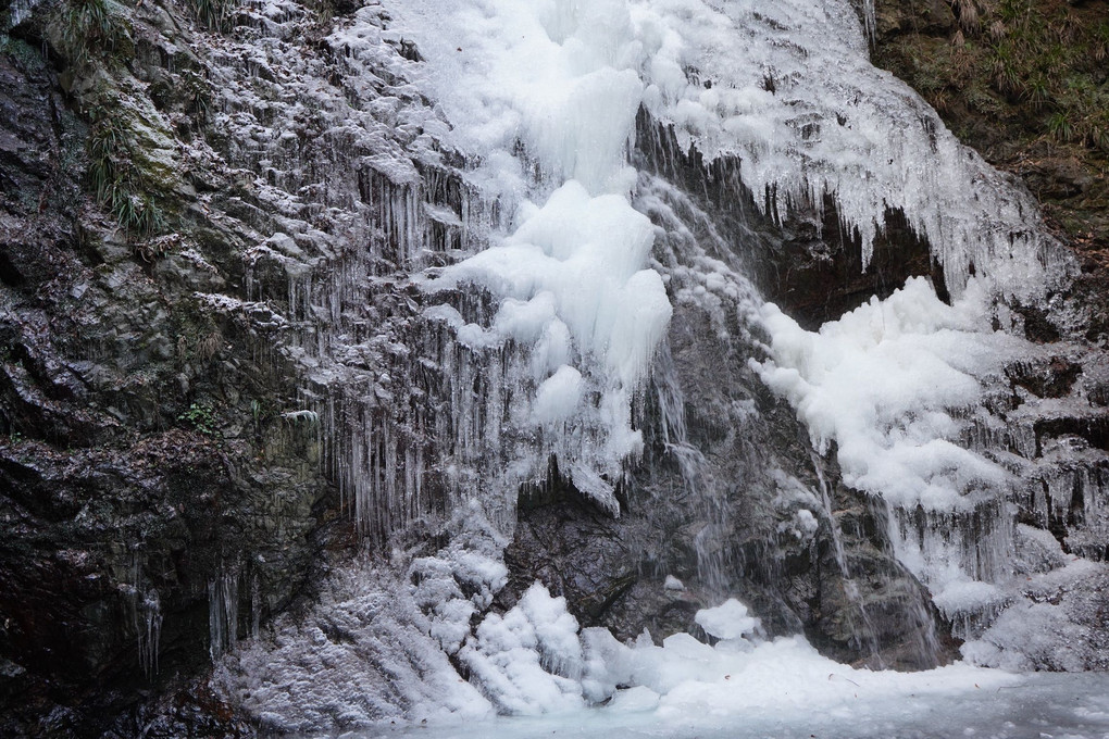 払沢の滝　氷結