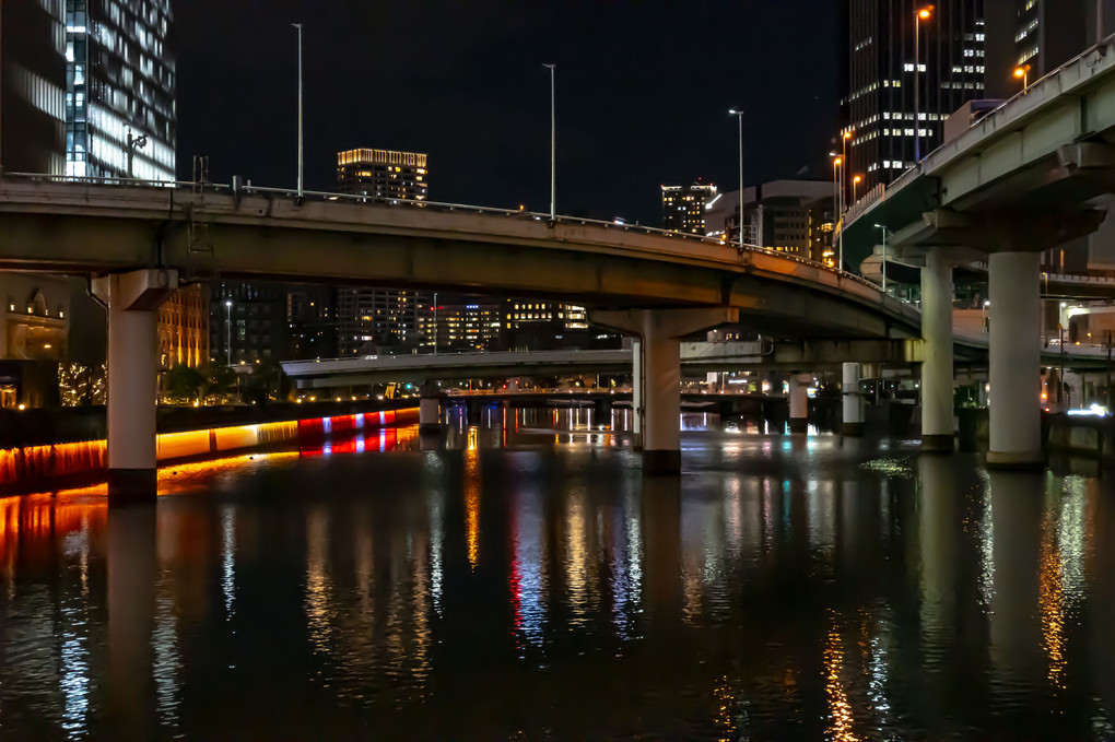 大阪堂島川　水の都の夜景