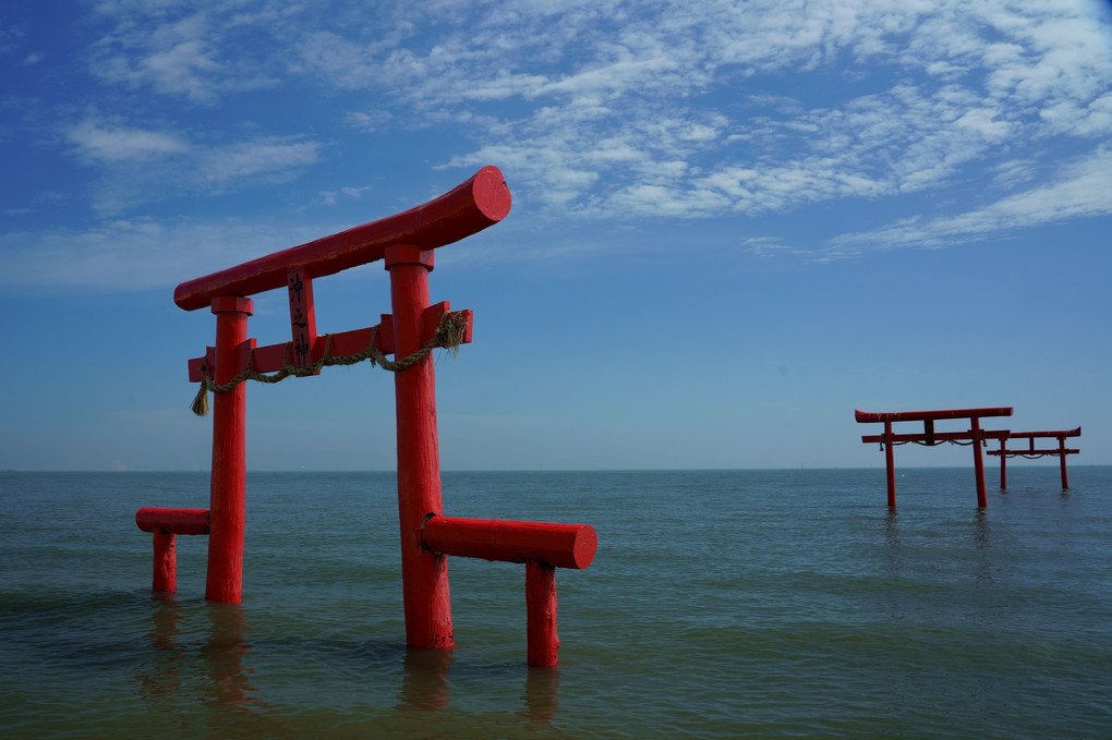 大魚神社の海中鳥居（佐賀県）