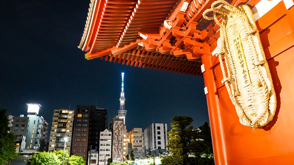 浅草寺ライトアップ