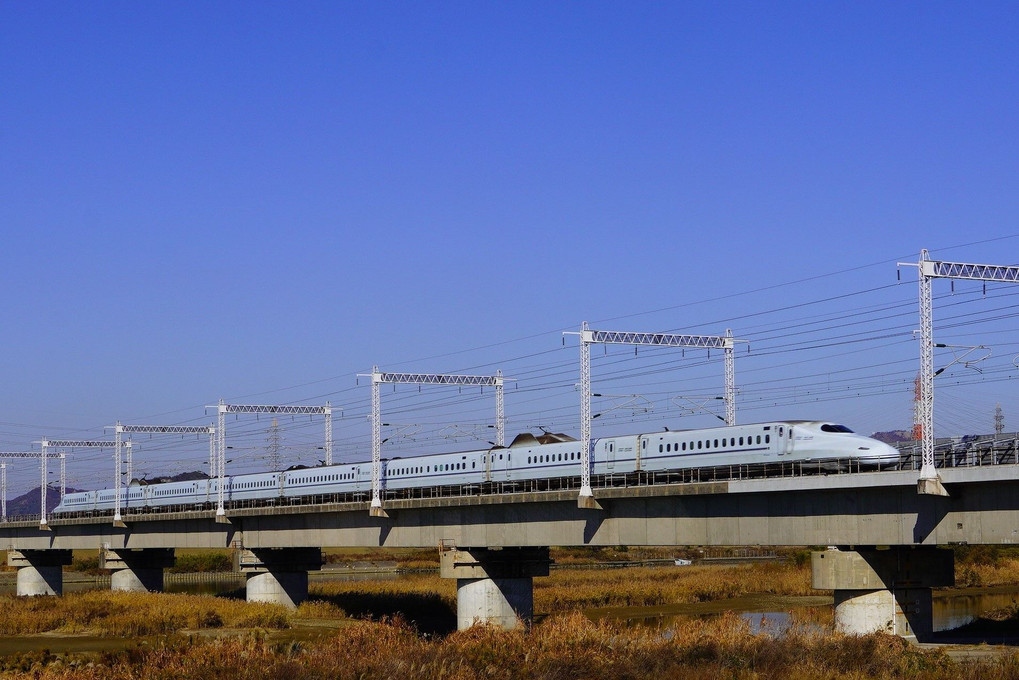 「Hello Kitty　Shinkansen」に描かれた制服姿のキティちゃん♯2　