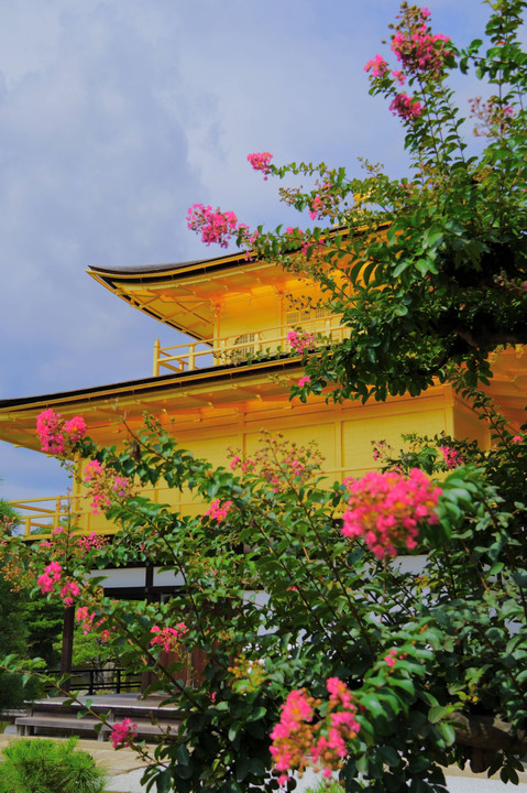 古都 京都の金閣寺と二条城