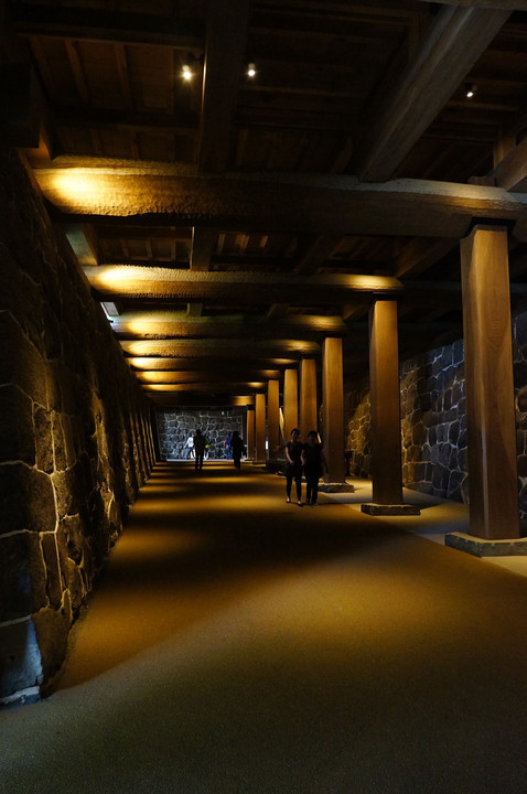 城の地下道