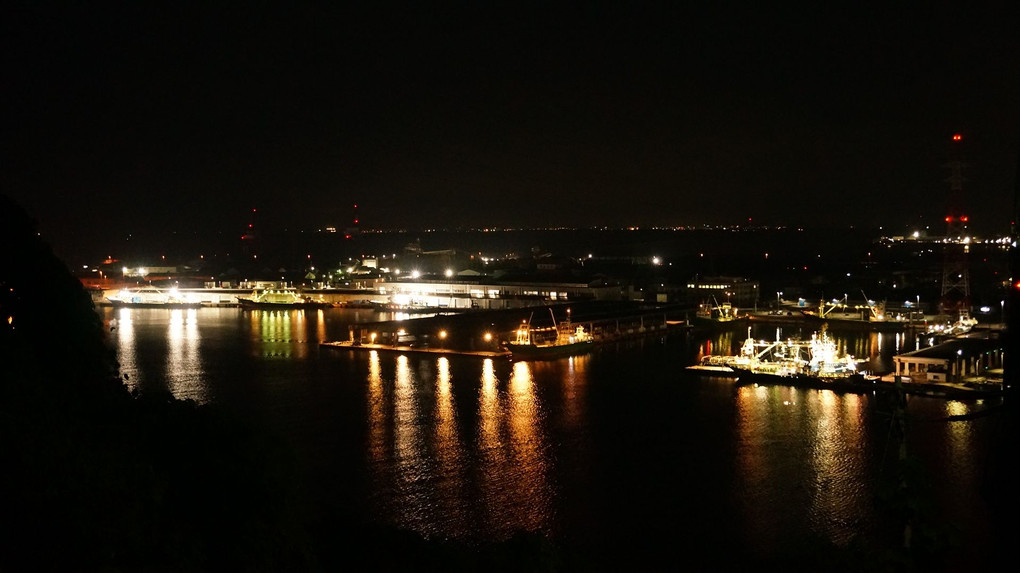 夜の境港