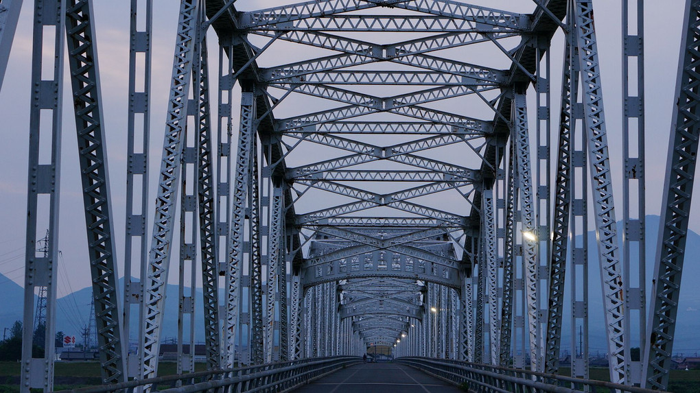 94歳の白い橋