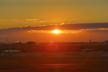 羽田空港　2016年の太陽にさようなら
