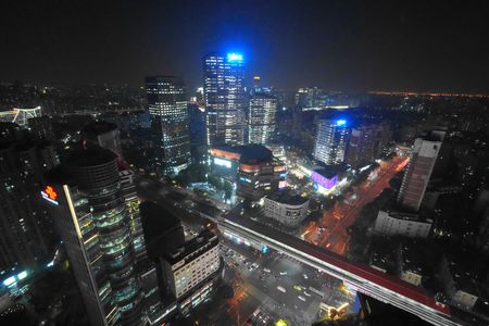 中山公園駅の夜景