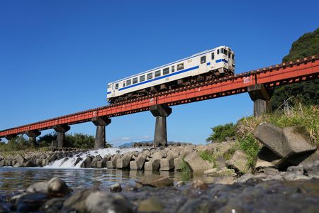 JR九州日南線 酒谷川橋りょう 国鉄キハ40系気動車 キハ40-8065