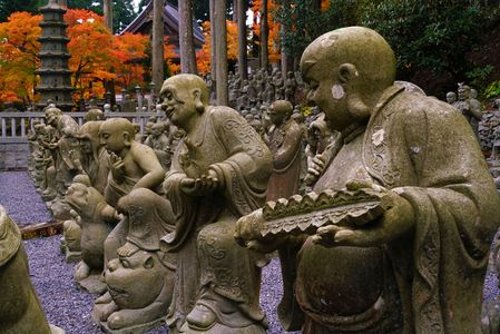 霊場の五百羅漢