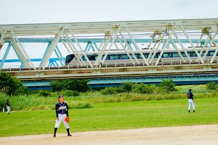 荒川河川敷五反野野球場　東武スカイツリーライン・伊勢崎線　500系　リバティ